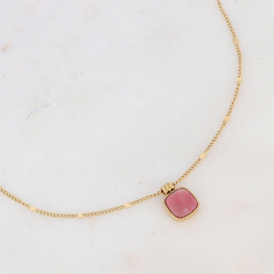 https://www.minkandivy.co.uk/products/liana-pink-rhodonite-necklace?variant=42707650871447